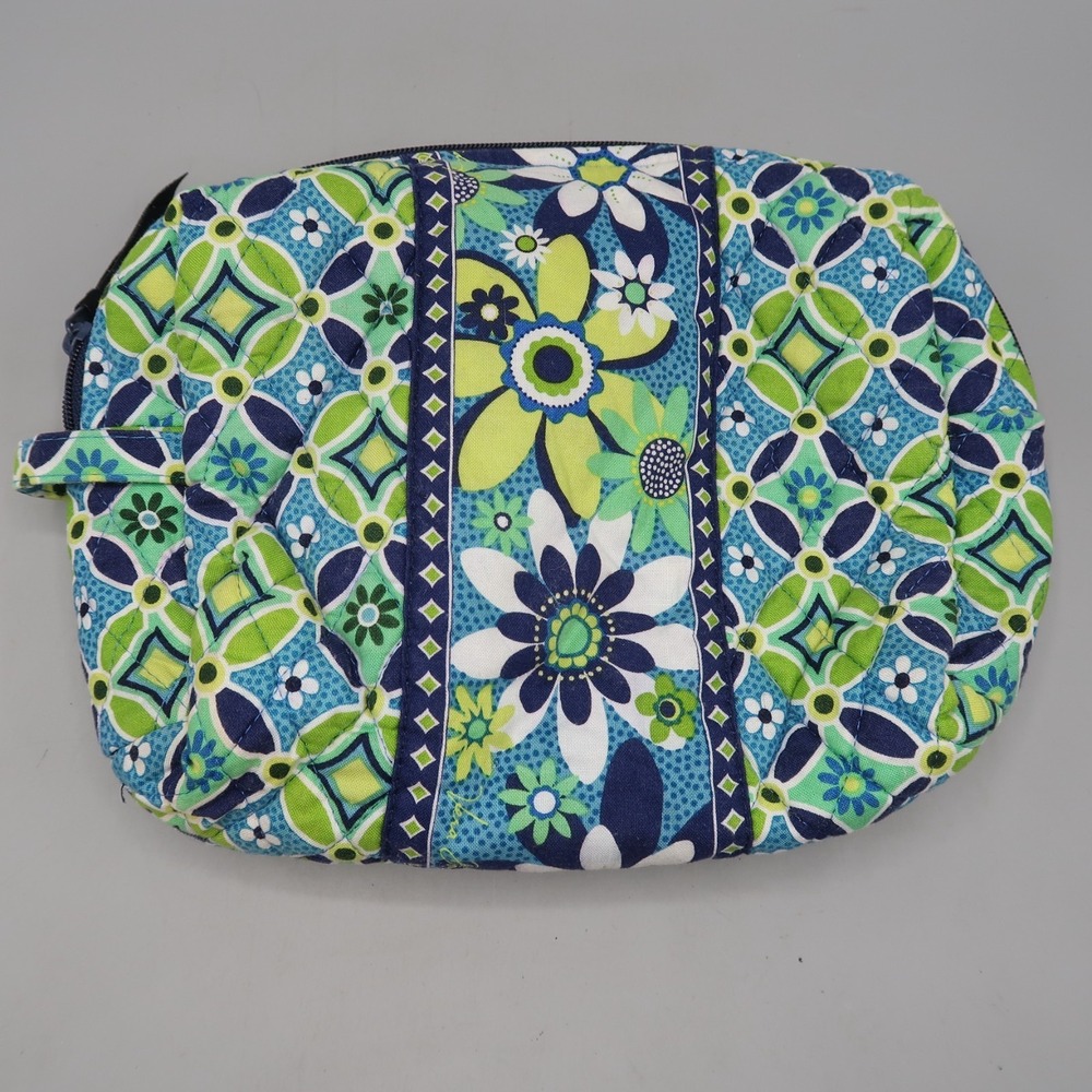Vera Bradley Cosmetic Make Up Travel Bag Daisy Daisy floral Blue Plastic lined